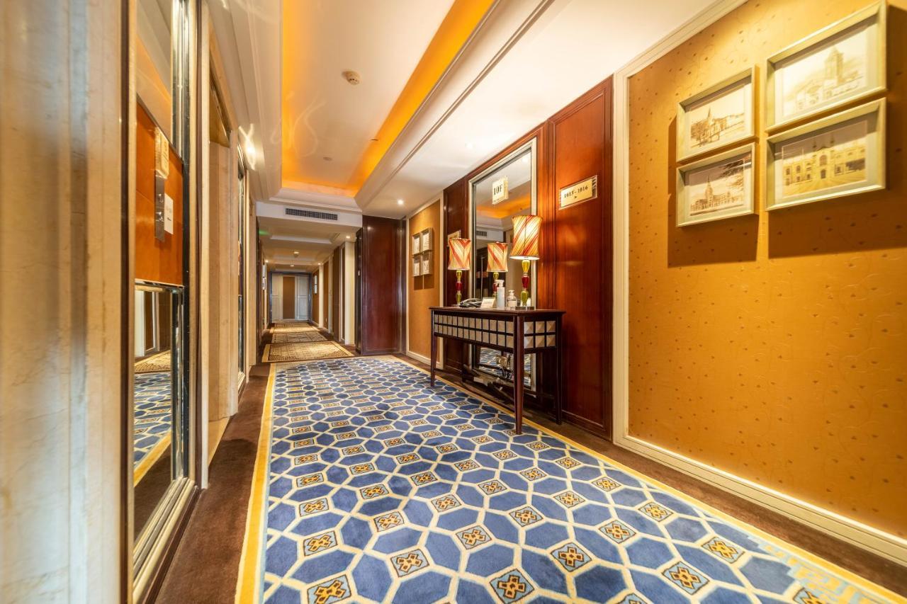 Ramada Yichang Hotel Exterior foto