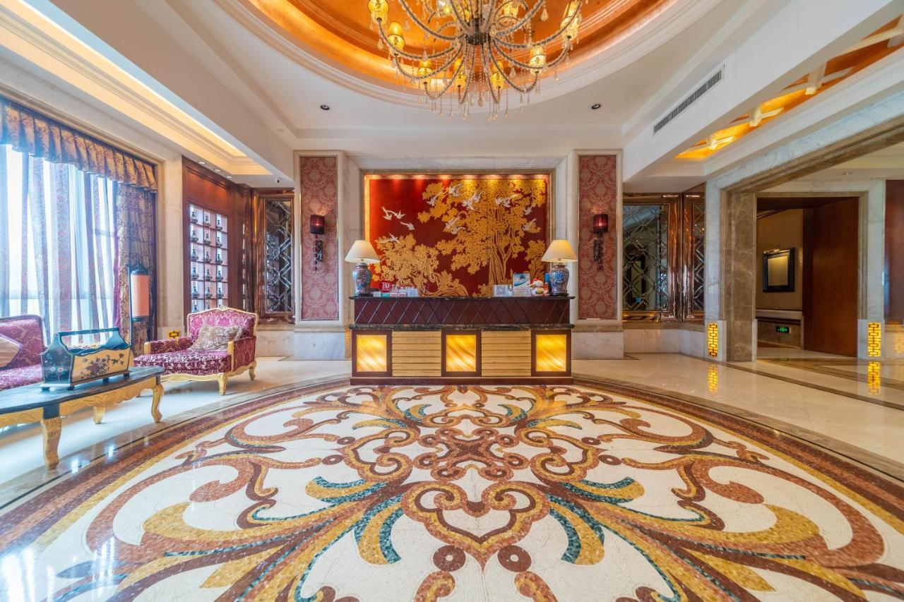 Ramada Yichang Hotel Exterior foto